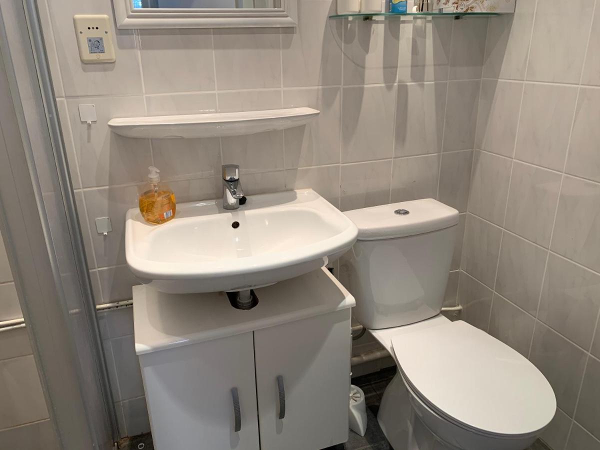 Rustig Gelegen Vakantiebungalow Kortgene Luaran gambar