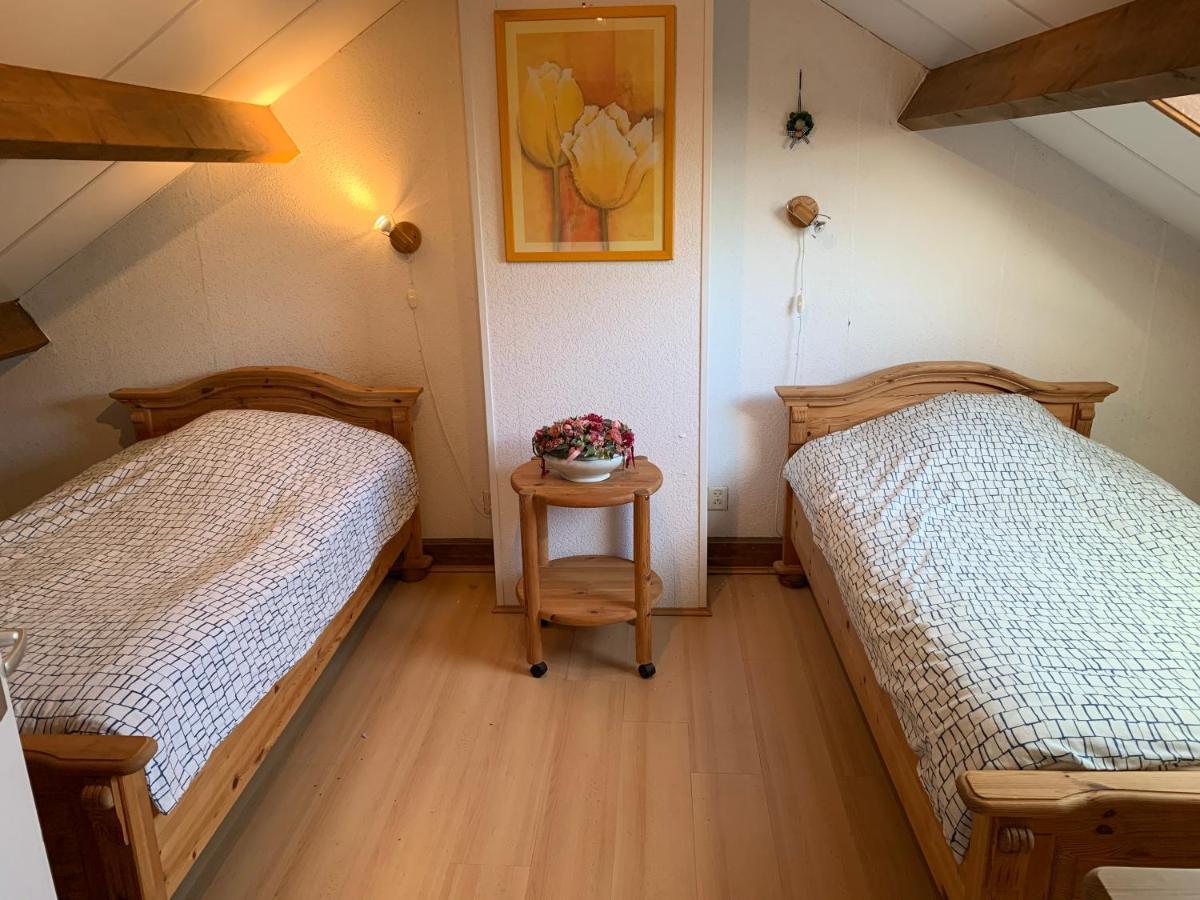 Rustig Gelegen Vakantiebungalow Kortgene Luaran gambar